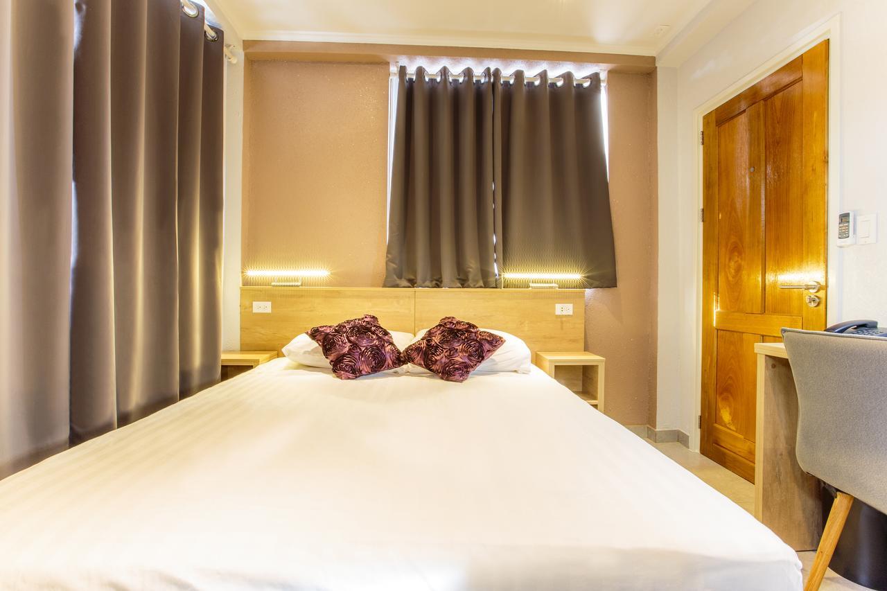 Q-Inn Boutique Hotel Парамарибо Екстер'єр фото